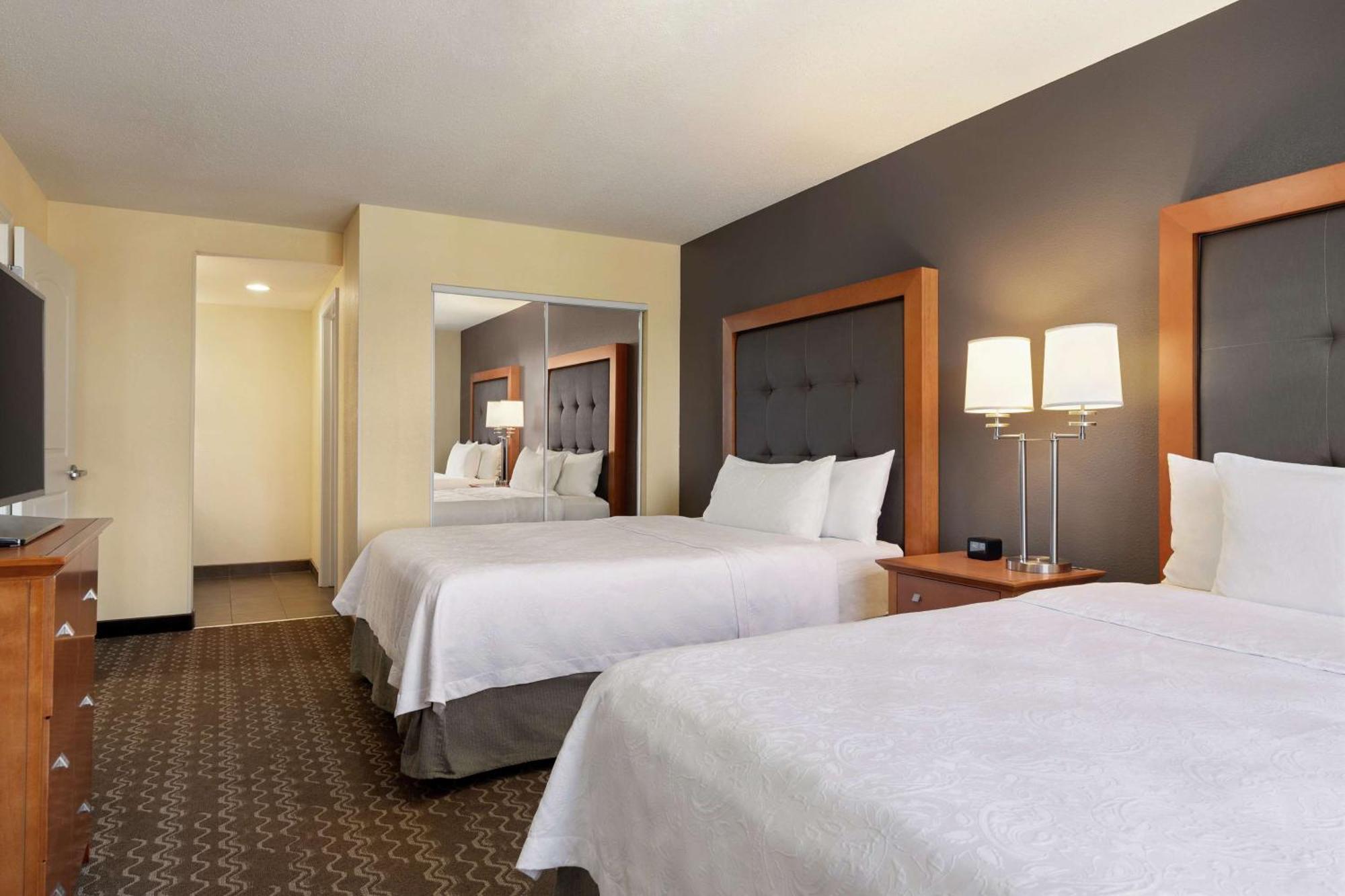 Homewood By Hilton Allentown-bethlehem Airport Hotel 3*