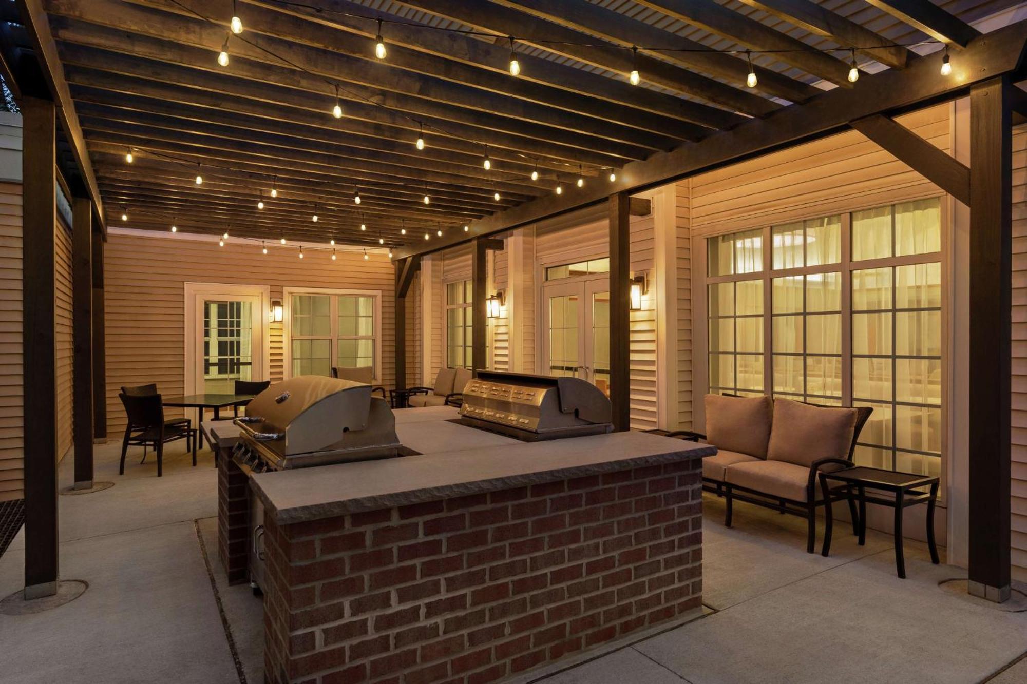 Homewood By Hilton Allentown-bethlehem Airport 3*